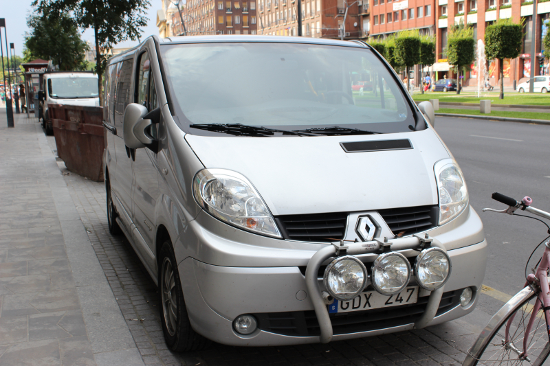 Van vs Minivan | Whats the Difference? | Buyers Guide
