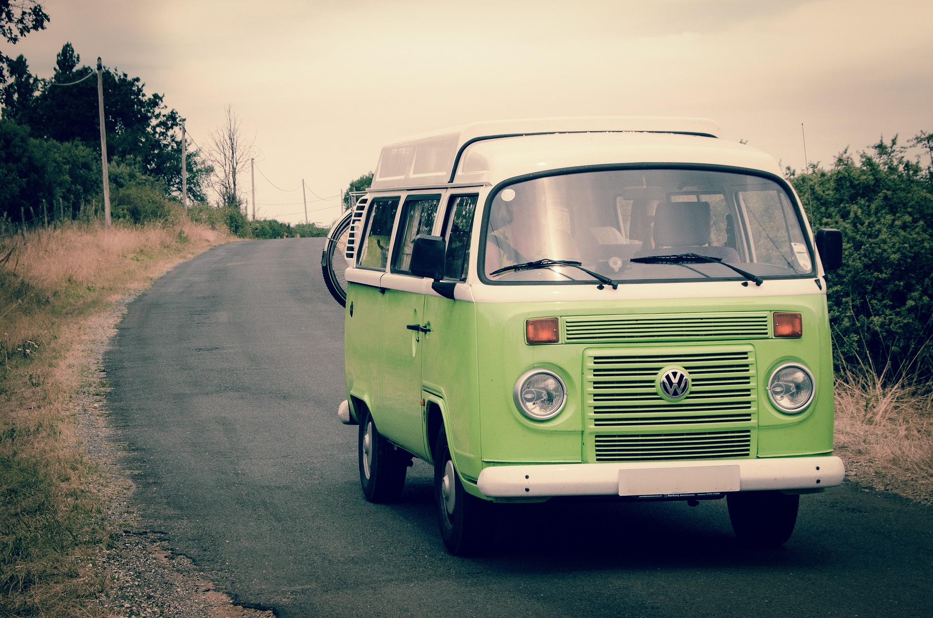 vanlife: The magic recipe that caused hippies to fall in love with the  incredible, enduring Volkswagen van